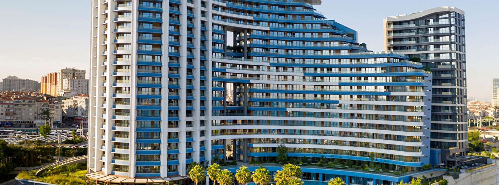 1350x500px-Radisson-Blu-Hotel-Istanbul-Ottomare-D (1).jpg